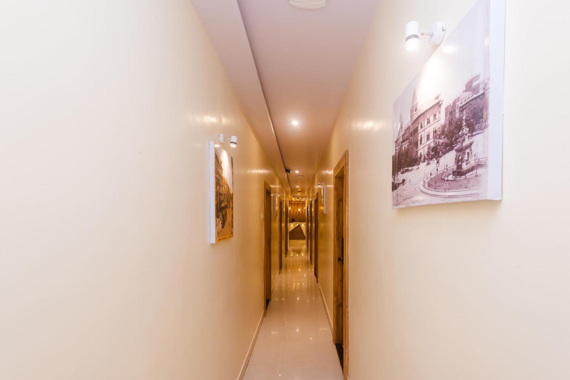 Hotel Sun City Near Saifee Hospital And Hn Reliance Hospital มุมไบ ภายนอก รูปภาพ