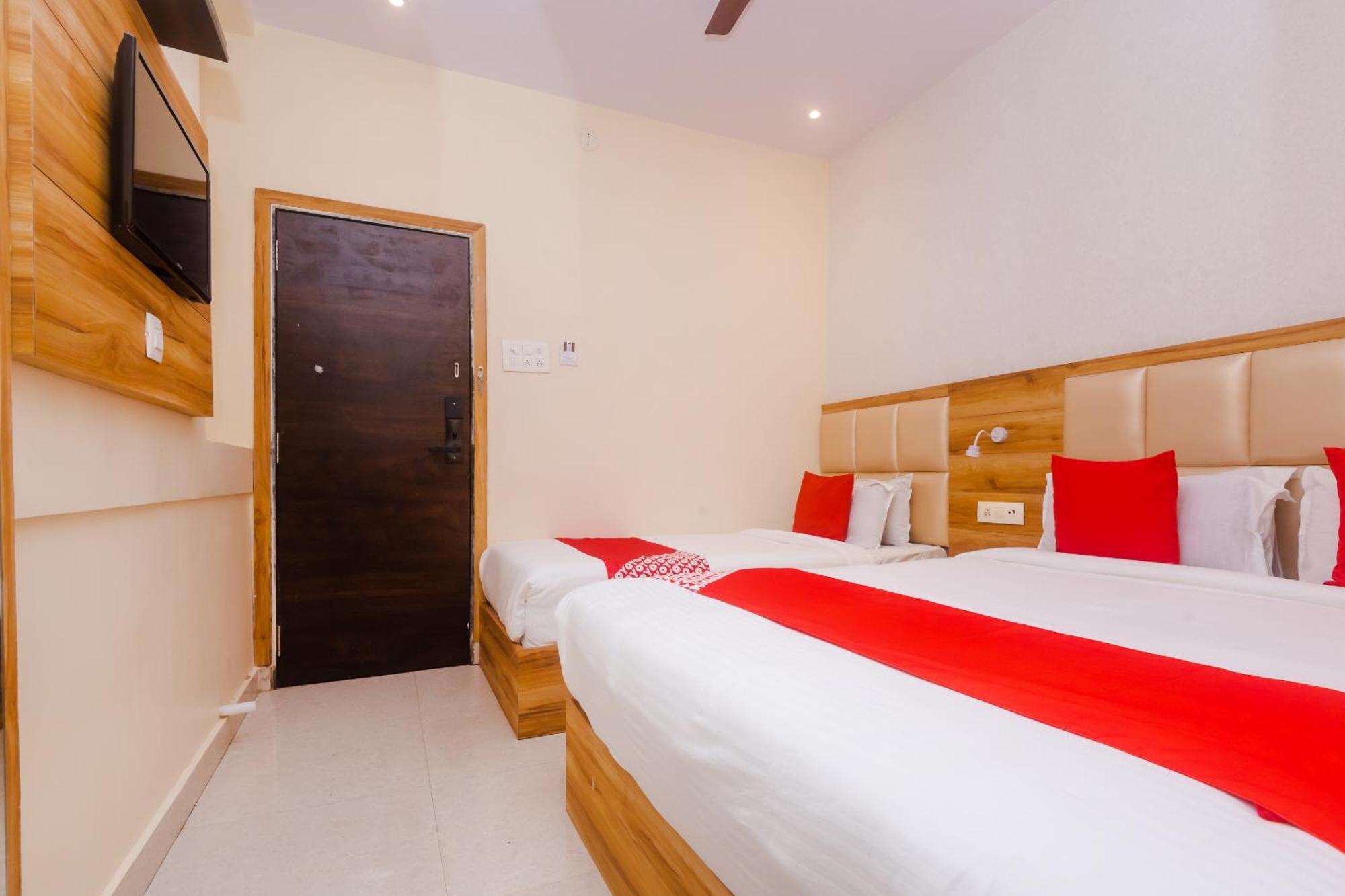 Hotel Sun City Near Saifee Hospital And Hn Reliance Hospital มุมไบ ภายนอก รูปภาพ
