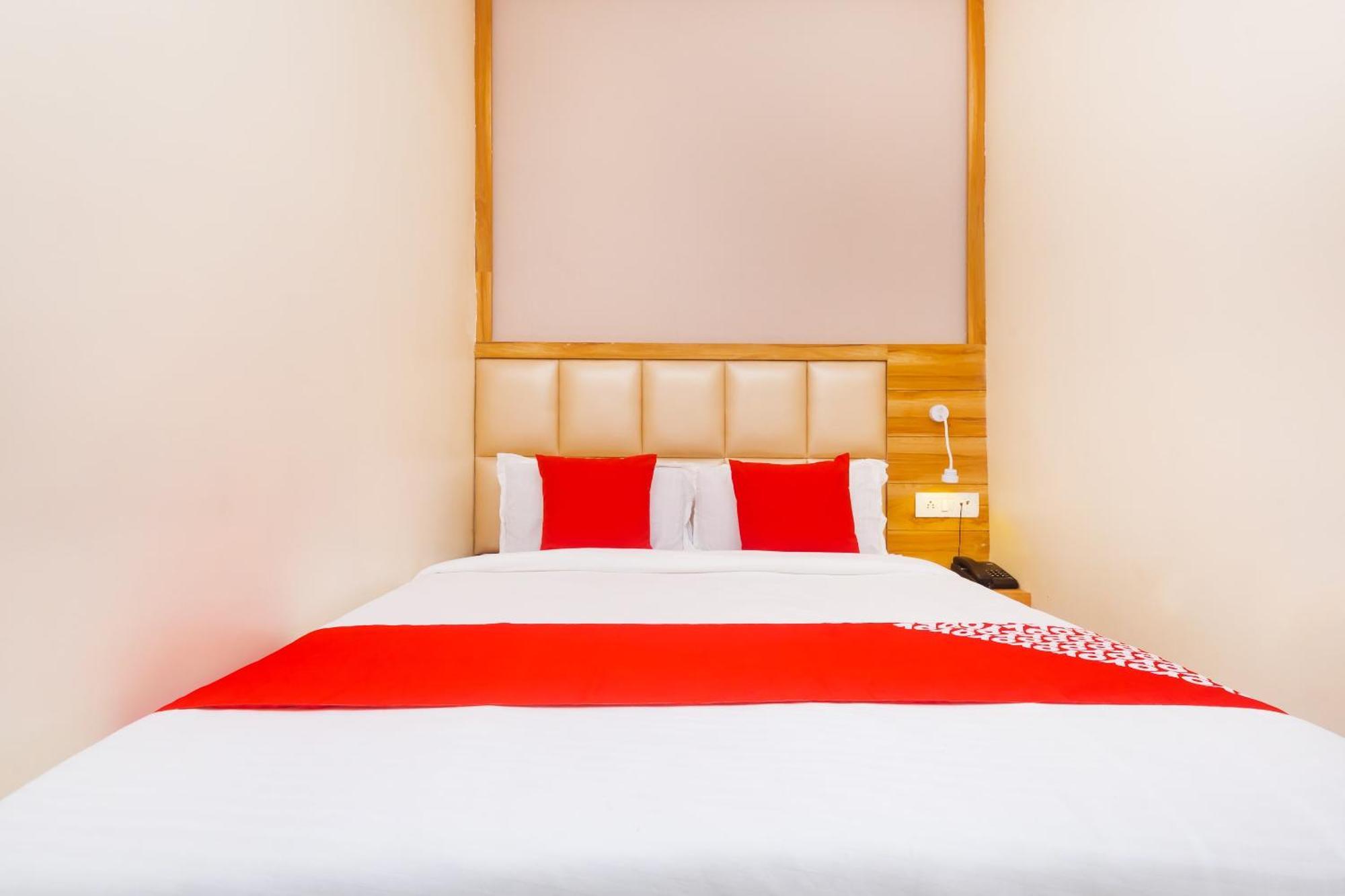 Hotel Sun City Near Saifee Hospital And Hn Reliance Hospital มุมไบ ภายนอก รูปภาพ